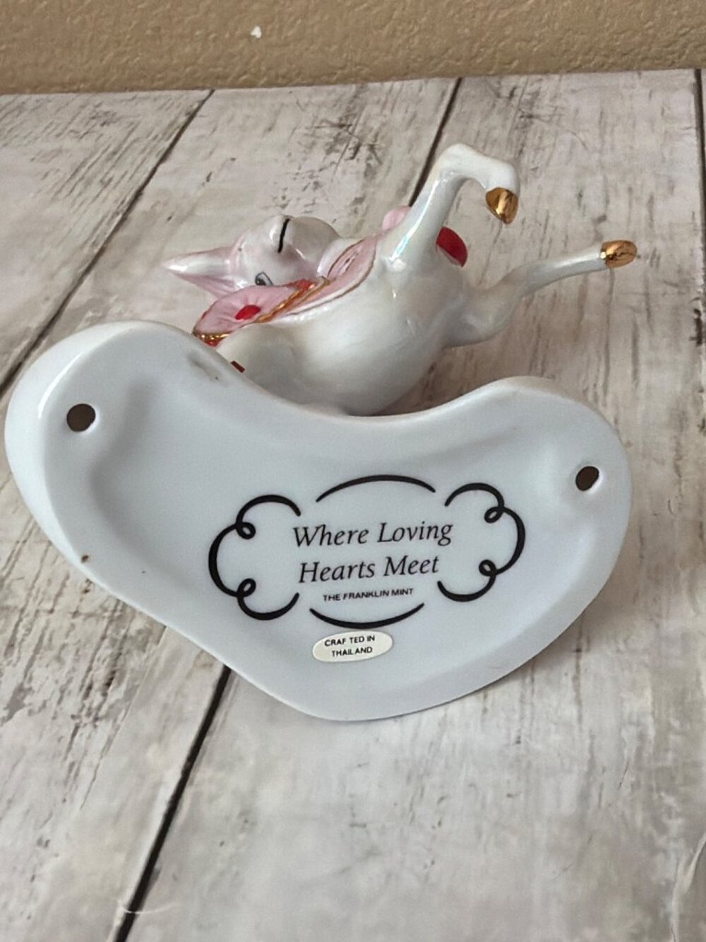 Franklin Mint Treasury of Unicorns Love Series Where Loving Hearts Meet w/FLAW - Picture 7 of 14